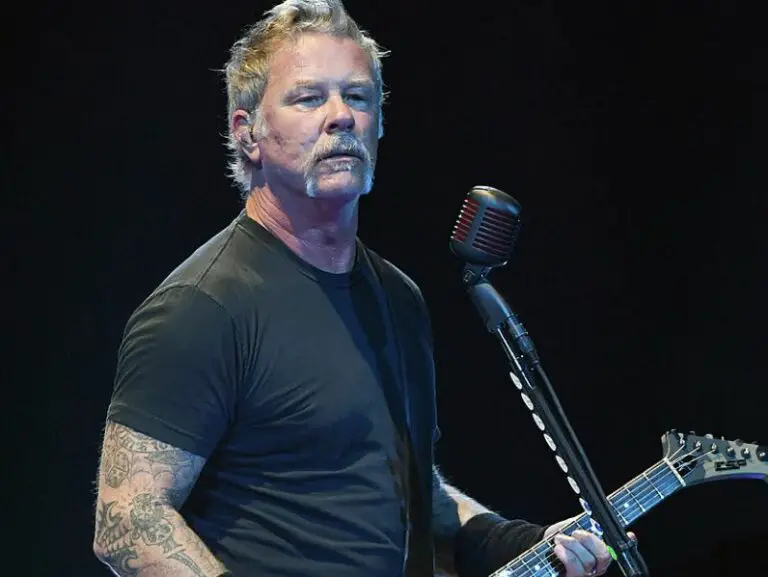 James Hetfield Age, Net worth Kids, Wife, Weight, BioWiki 2023 The
