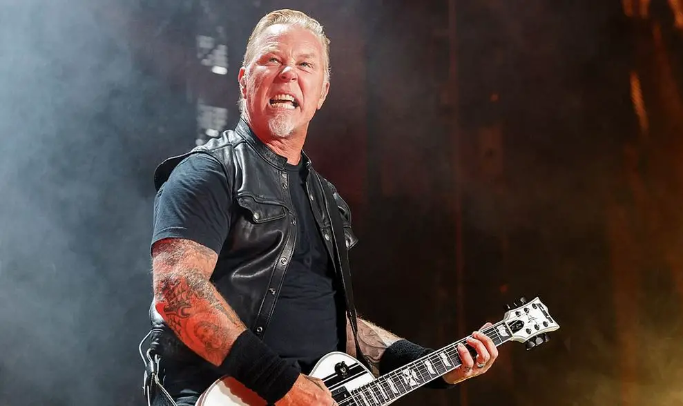 James Hetfield weight