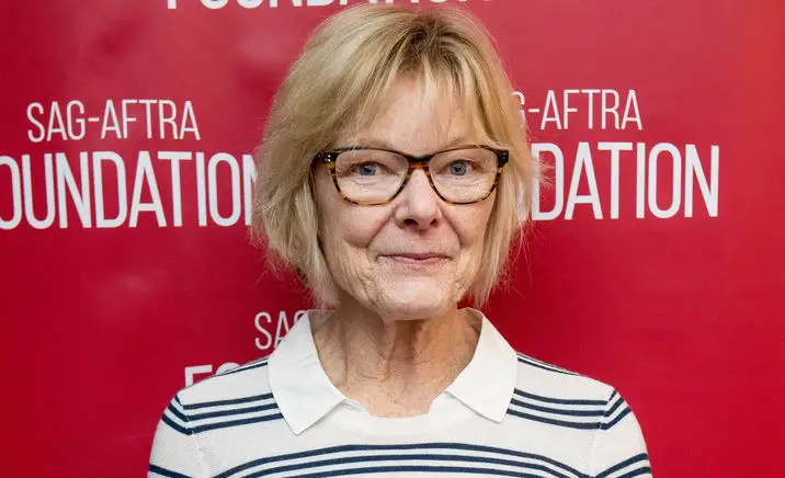 Jane Curtin net worth