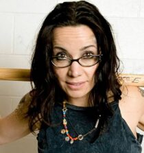 Janeane Garofalo height