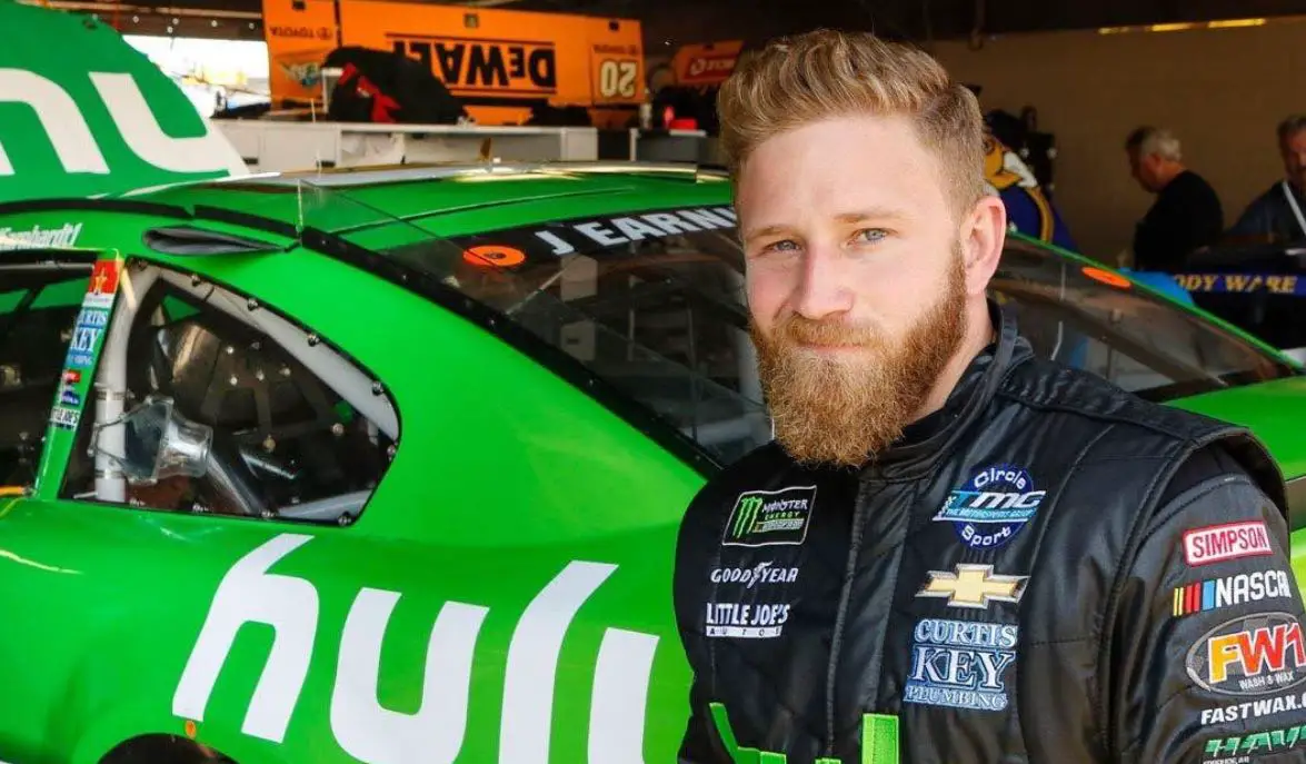 Jeffrey Earnhardt age