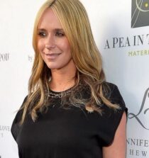 Jennifer Love Hewitt height