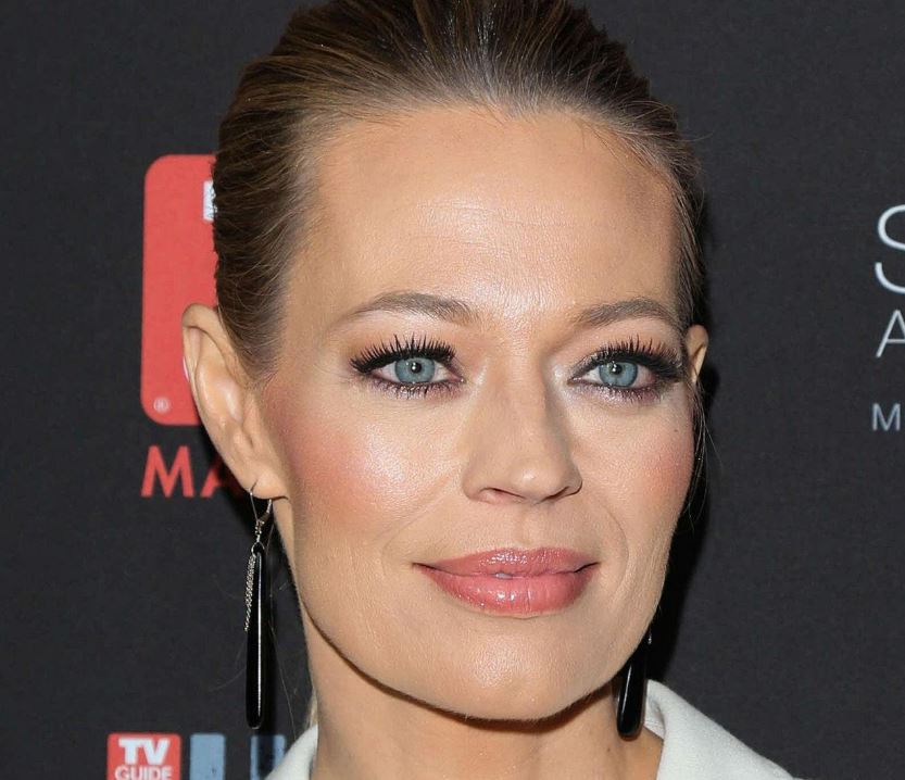 Jeri Ryan age