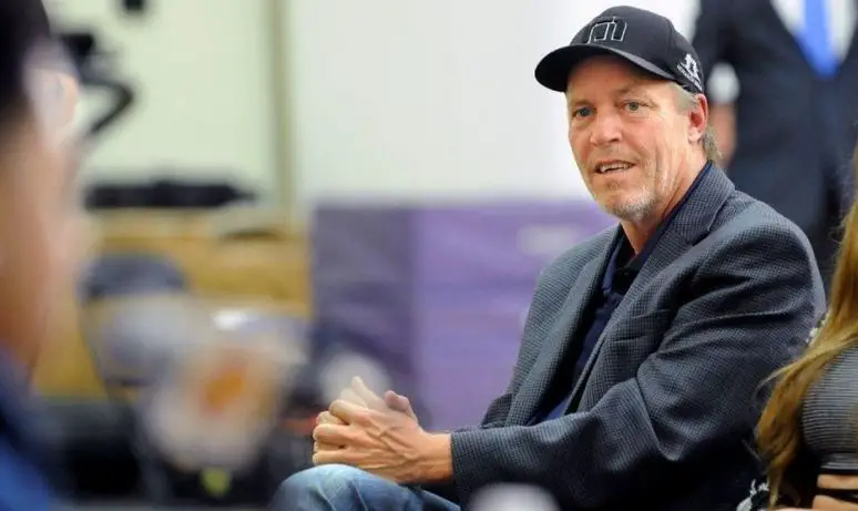 Jim Buss height