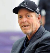 Jim buss Age and Bio