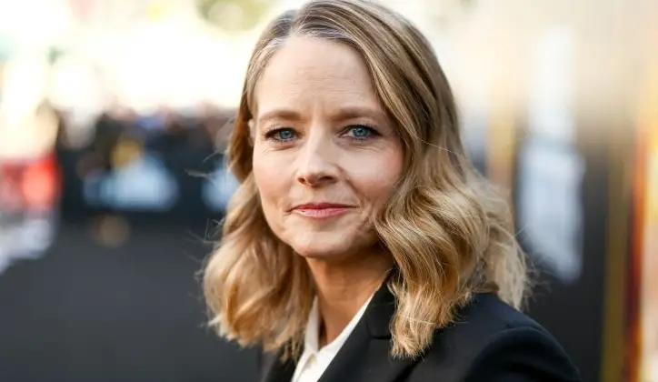 Jodie Foster height