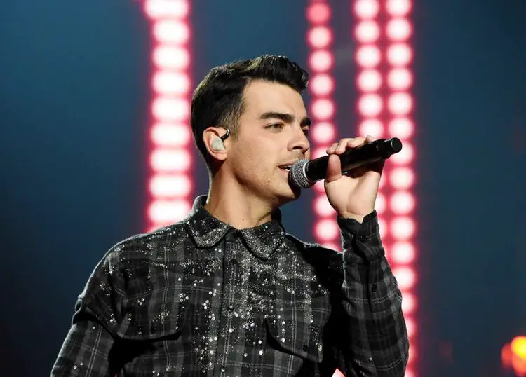 Joe Jonas Net worth, Age Wife, BioWiki, Kids, Weight 2023 The Personage