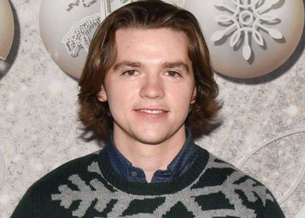 Joel Courtney networth