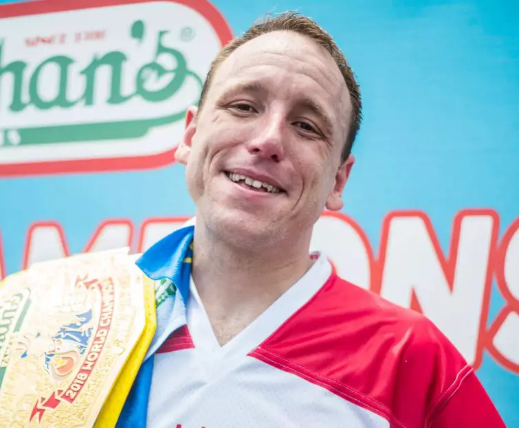 Joey Chestnut height