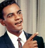 Johnny Mathis height