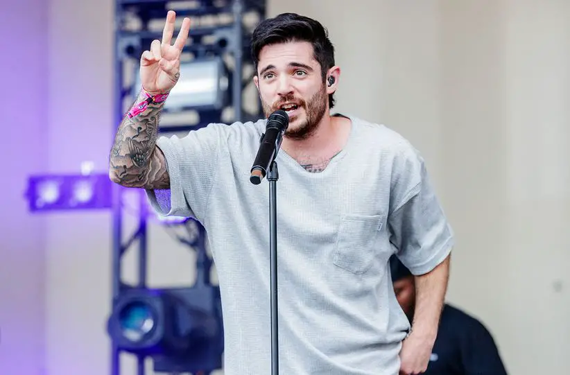 Jon Bellion weight