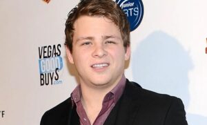 Jonathan Lipnicki Net worth, Age: Bio-Wiki, Weight, Wife, Kids 2024