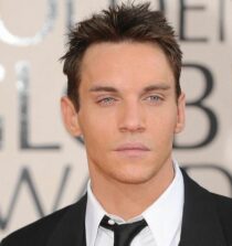 Jonathan Rhys Meyers height