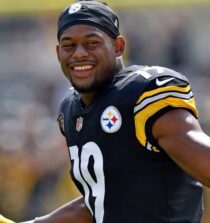 Juju Smith age