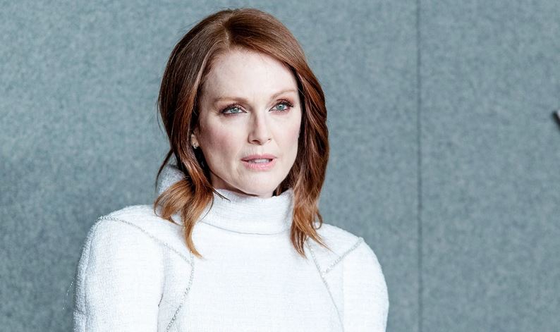 Julianne Moore net worth