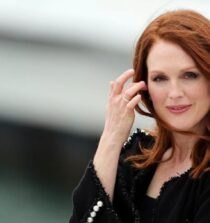 Julianne Moore weight