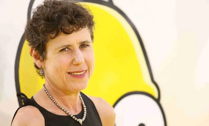 Julie Kavner net worth