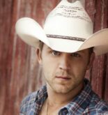 Justin Moore height