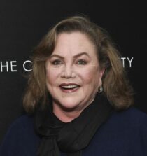 Kathleen Turner weight