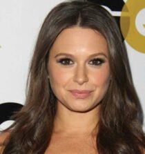 Katie Quinn Lowes net worth