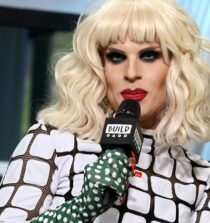 Katya Zamolodchikova height