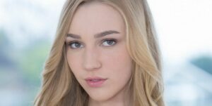 Kendra Sunderland Net worth, Age: Bio-Wiki, Kids, Weight, Husband 2024