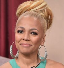 Kim Fields height