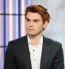 Kj Apa net worth