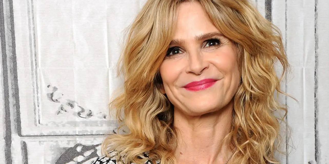 Kyra Sedgwick height