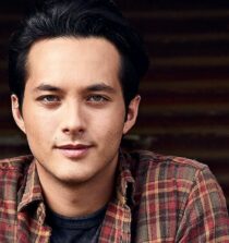 Laine Hardy height