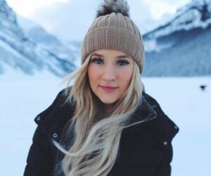 Lauren Kyle Net Worth, Height, Weight, Age, Bio 2022 - The Personage