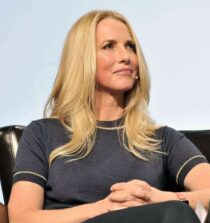 Laurene Powell height