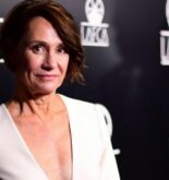 Laurie Metcalf age
