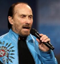 Lee Greenwood height