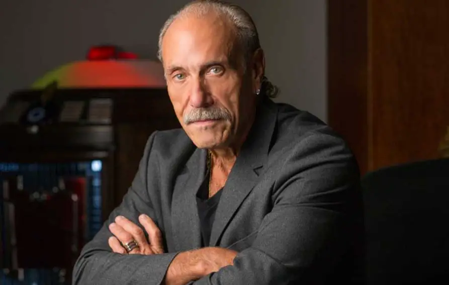 Les Gold Age, Net worth Weight, Kids, Wife, BioWiki 2023 The Personage