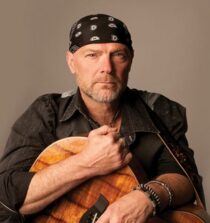 Les Stroud age