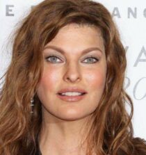 Linda Evangelista height