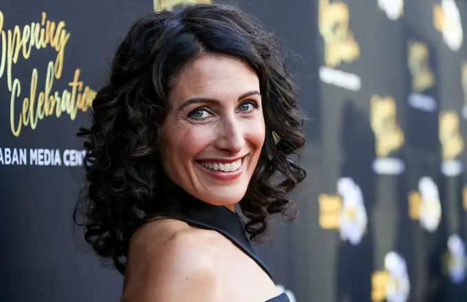 Lisa Edelstein age