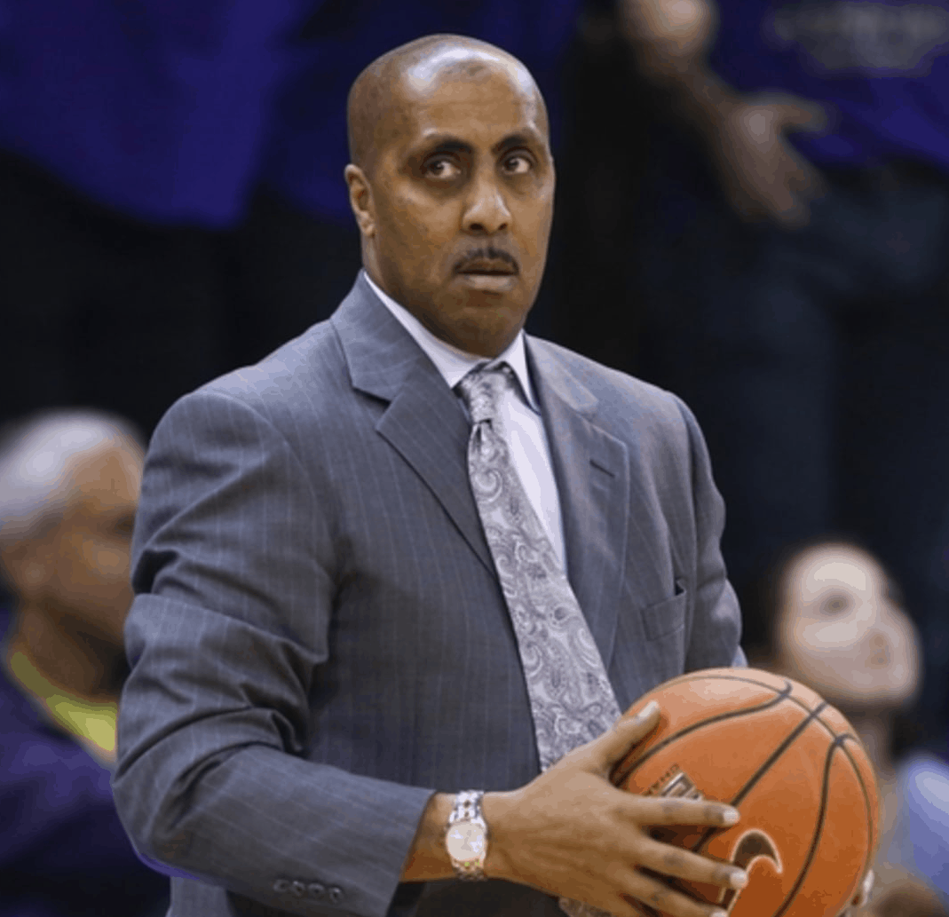 Lorenzo Romar height