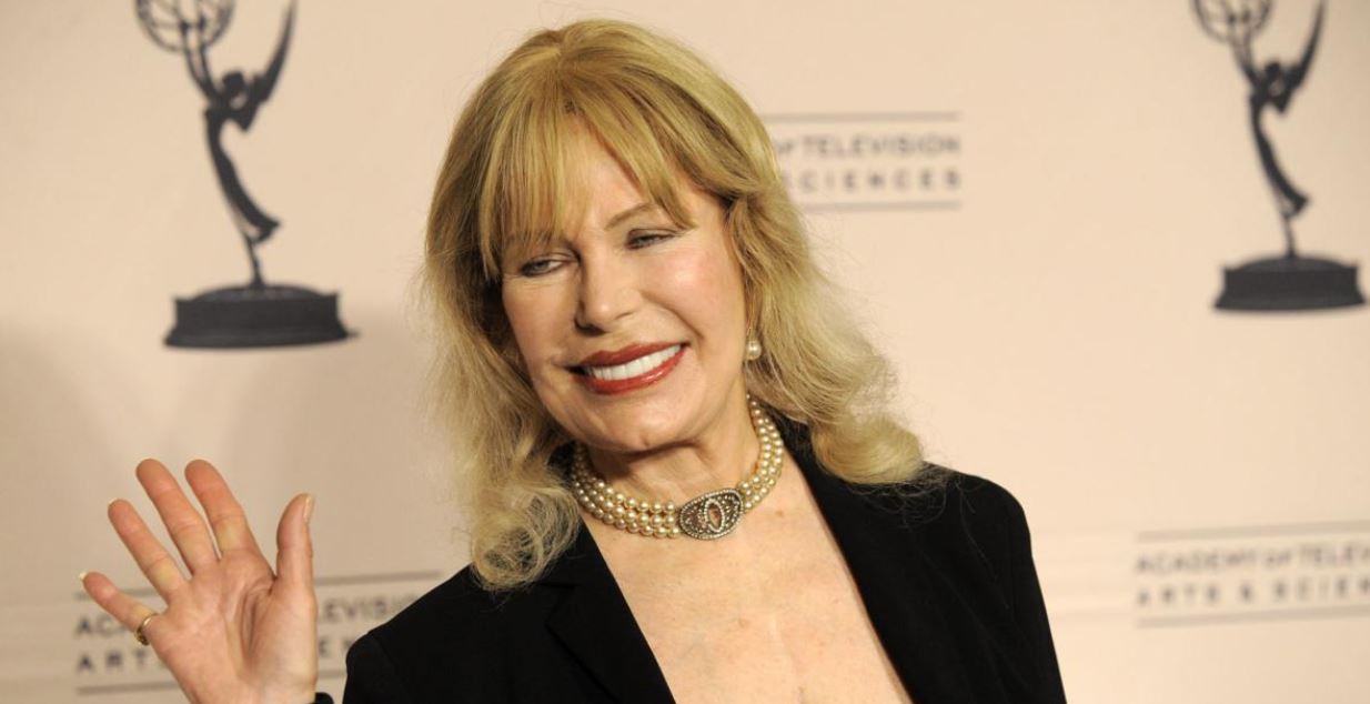 Loretta Swit height