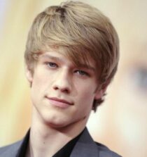 Lucas Till weight