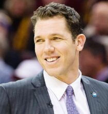 Luke Walton age