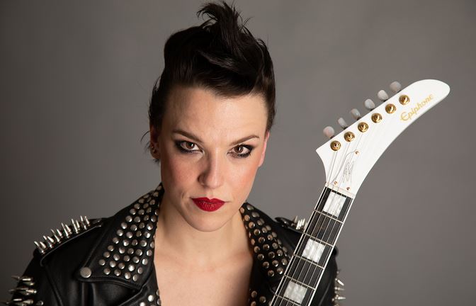 Lzzy Hale age