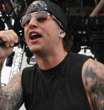 M. Shadows weight