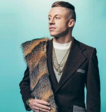 Macklemore height