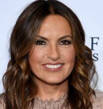 Mariska Hargitay weight