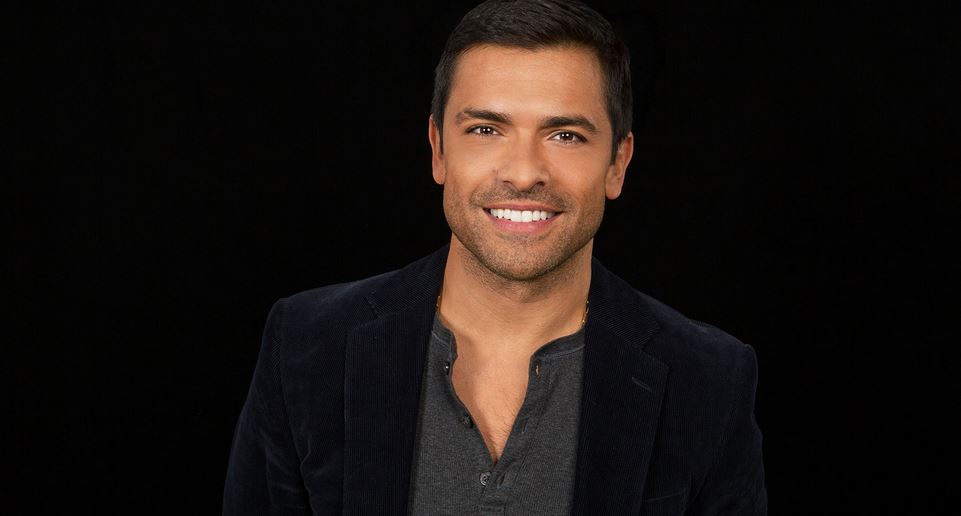 Mark Consuelos weight