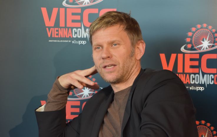 Mark Pellegrino weight