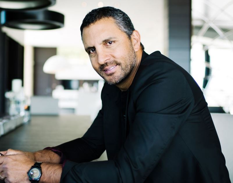 Mauricio Umansky height