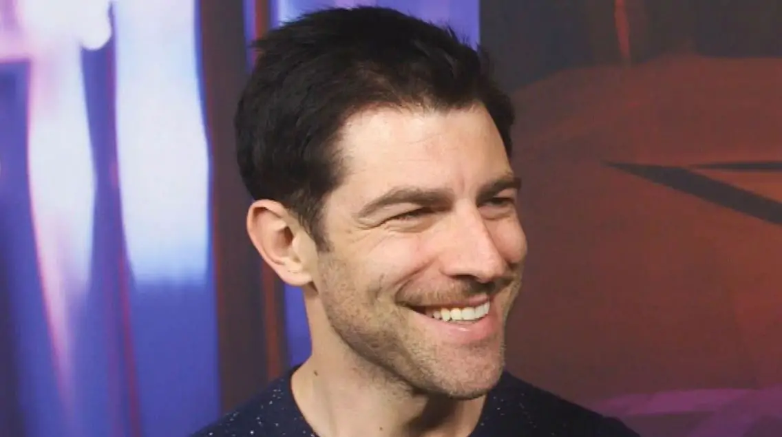 Max Greenfield age